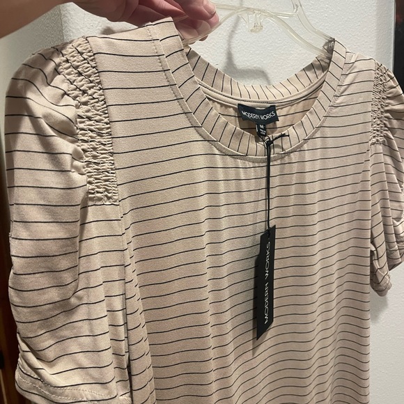 NWT Modern Works short sleeve women’s top M - Picture 3 of 10